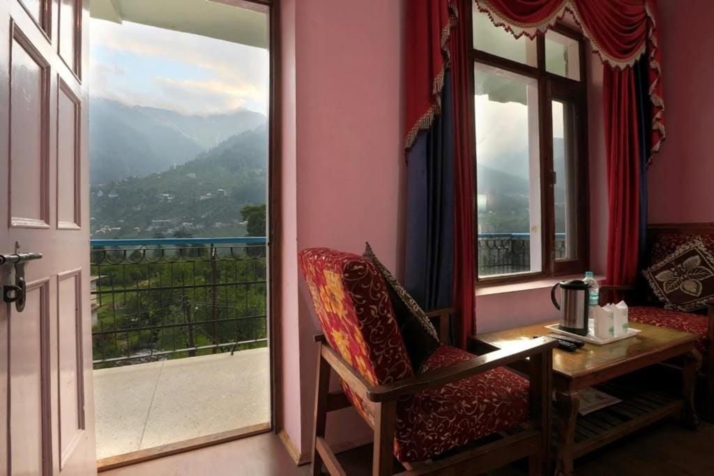 Olive County Resort Manāli Екстериор снимка